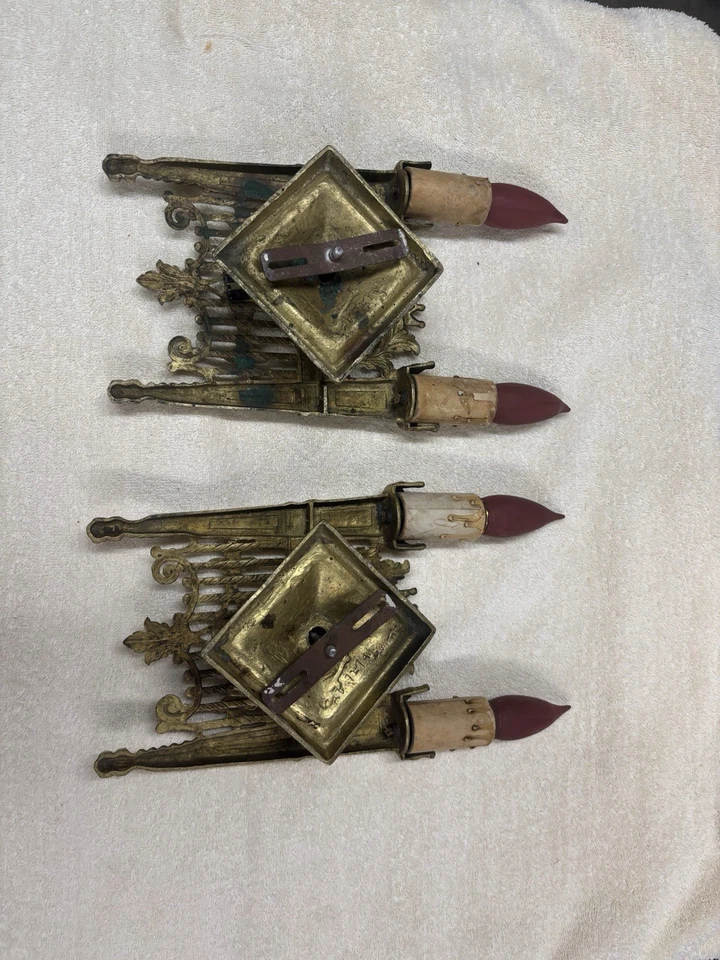 spanish revival Wall Sconces Pair Brass Antique - Image 4 of 4