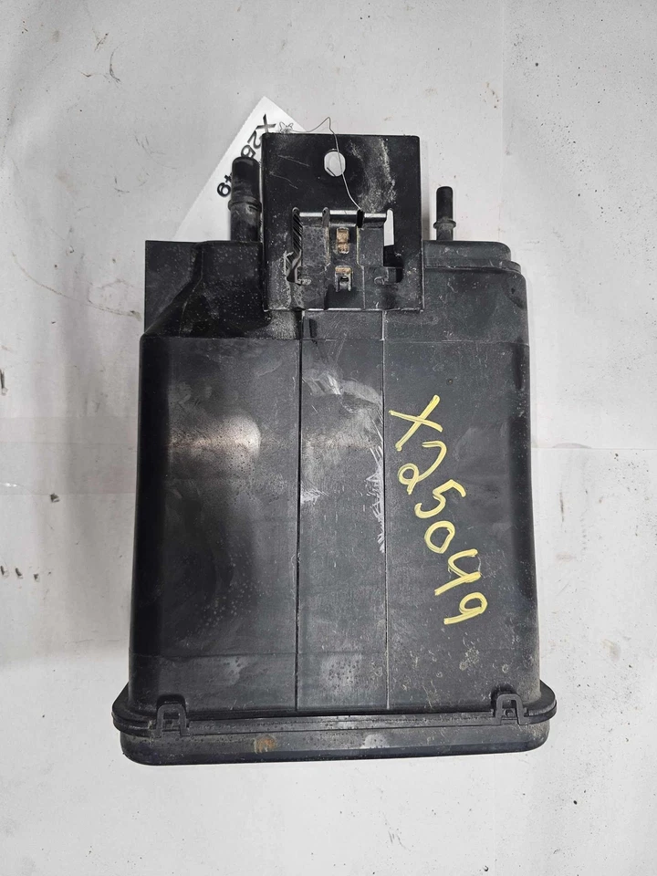 11-16 CHEVY SILVERADO 2500 Evaporator Canister 6.0L ONLY - Image 3 of 3