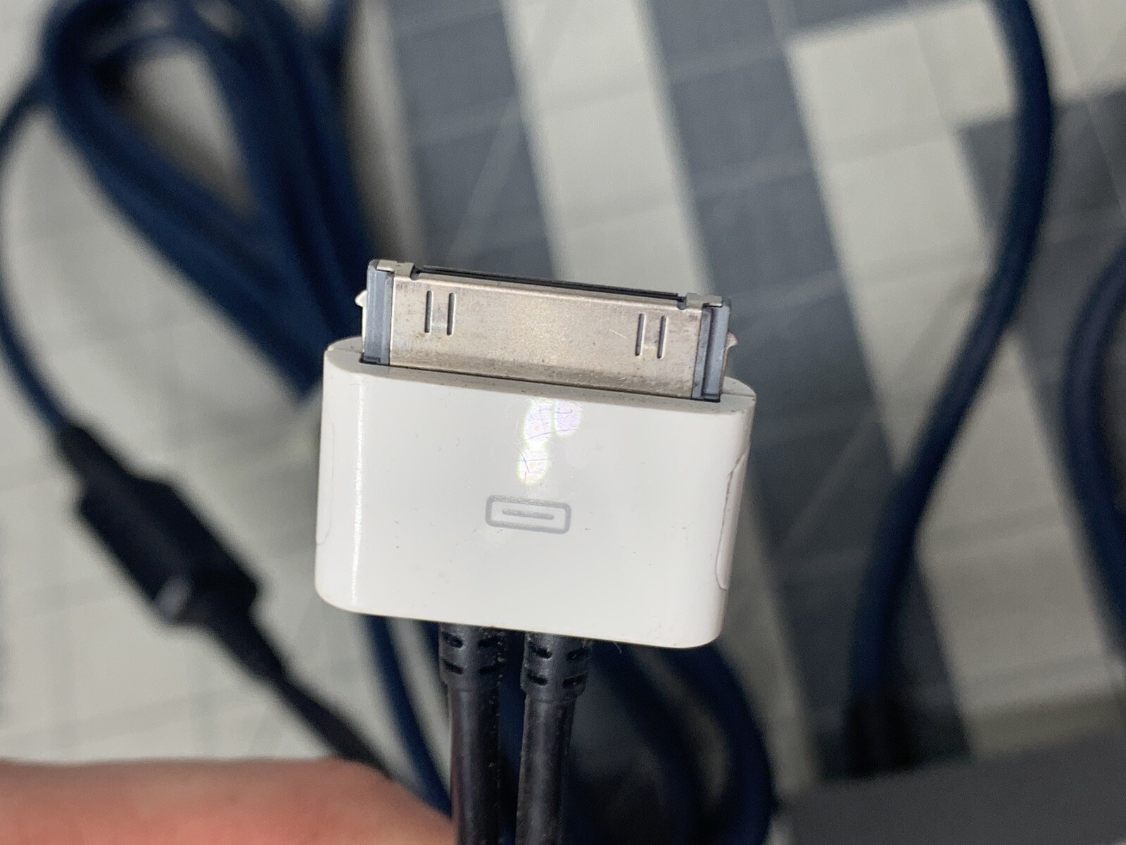 Kenwood iPod Interface KCA-iP500 Kenwood iPod Car Stereo Hook Up (C3)