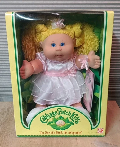 Vtg 2004 HTF Cabbage Patch Kids Play Along Blonde Pink Dress Teeth Blue Eyes CPK
