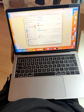 Apple MacBook Pro 13in 2017 i7 3.5GHz 16GB 500GB SSD macOS Ventura