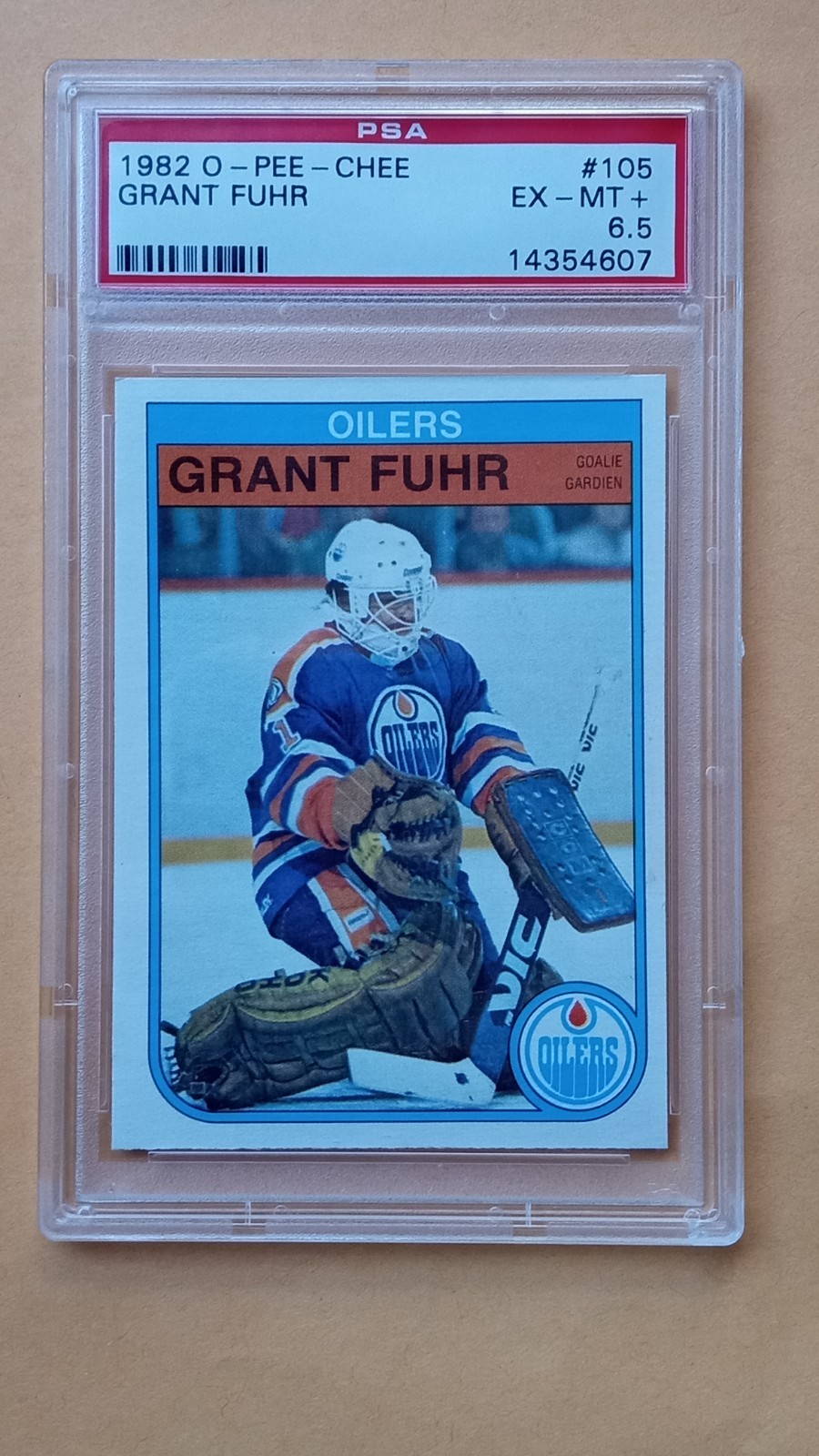 1982 O-PEE-CHEE #105...GRANT FUHR (R)...PSA 6.5 EX-MT+...