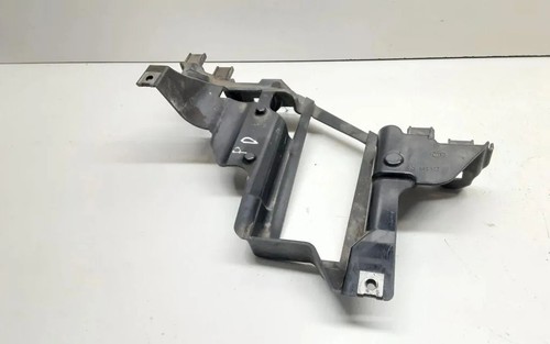 BMW X5 E53 Rechte Scheinwerferhalter 224568 3.00 Diesel 160kw 2005 33643779