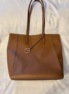 Authentic Michael Kors Leather Large Tote With Snap Closure Some Wear On Handles