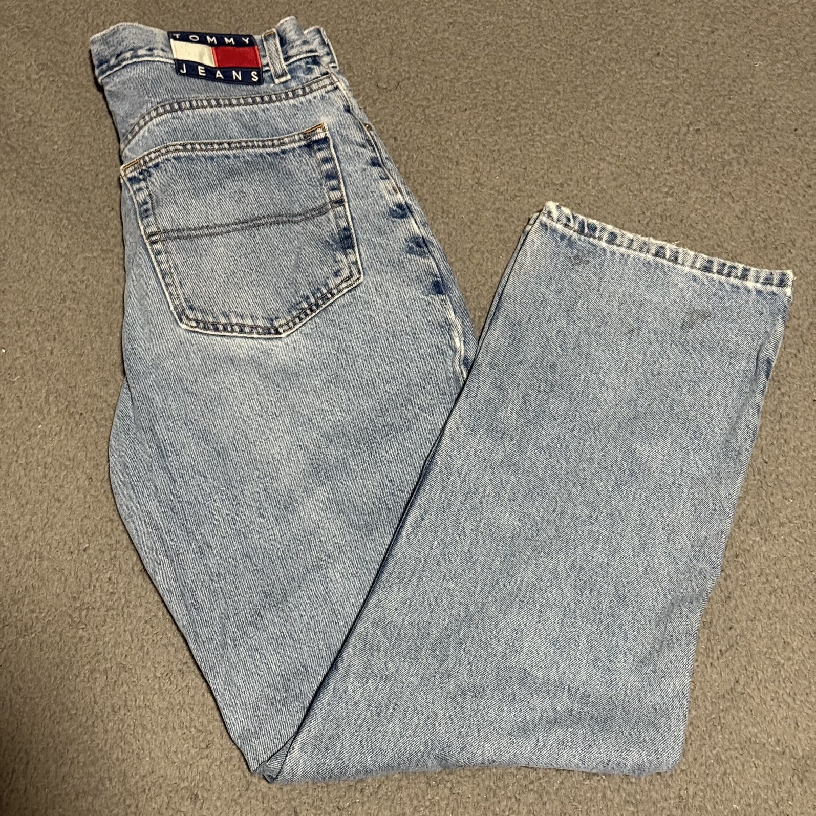 Vintage 90s Tommy Hilfiger Blue Jeans Men’s 32x34 Distress Logo
