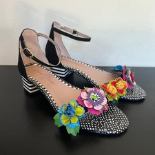 Betsey Johnson Lore Low Heel Floral Mixed Print Sandals 5M Black Multicolor