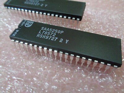 SAA5250P PHILIPS CMOS Interface IC für Datenerfassung und Steuerung DIP40 x2 Stück