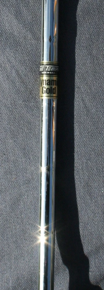 Eje de acero flexible regular Lynx USA # 7 Iron Dynamic Gold R300 Foto 3 de 4