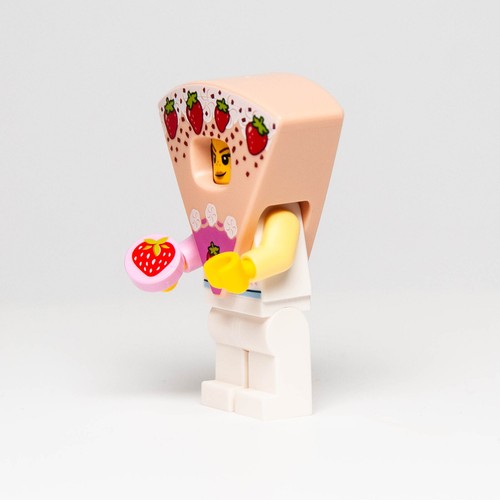 New Lego BAM 2023 Minifigure Strawberry Shortcake w/ Pastel TieDye Shirt - Picture 7 of 9