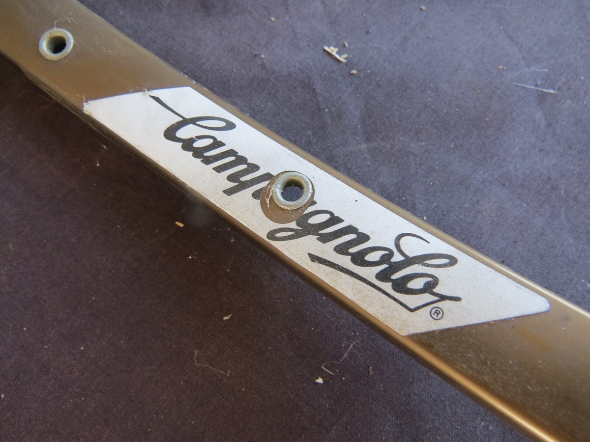 one CAMPAGNOLO OMICRON CLINCHER 700C RIM 32 HOLE ROAD