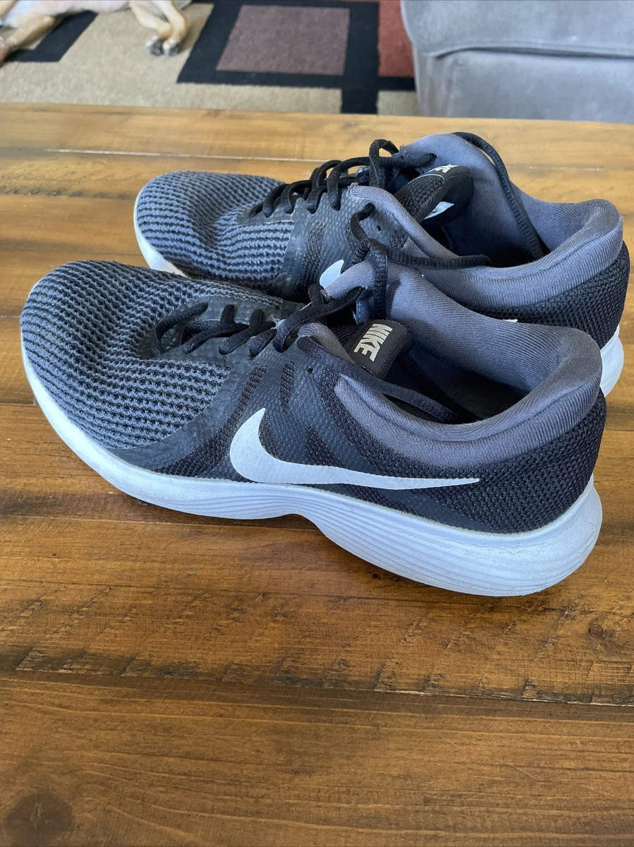 Men's nike revolution hotsell 4 running shoes