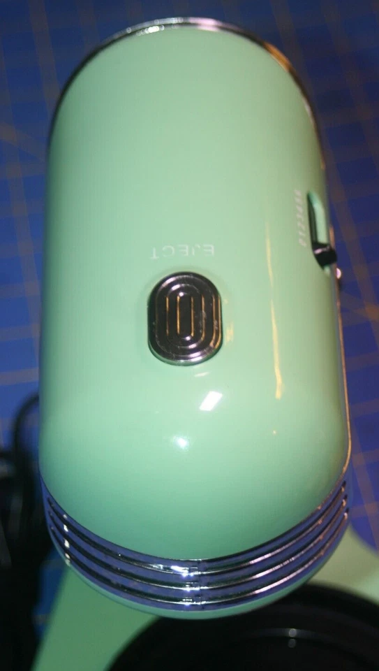 Unidad principal probada Delish by DASH mezcladora de pie compacta, 3,5 cuartos, buen funcionamiento Foto 3 de 4