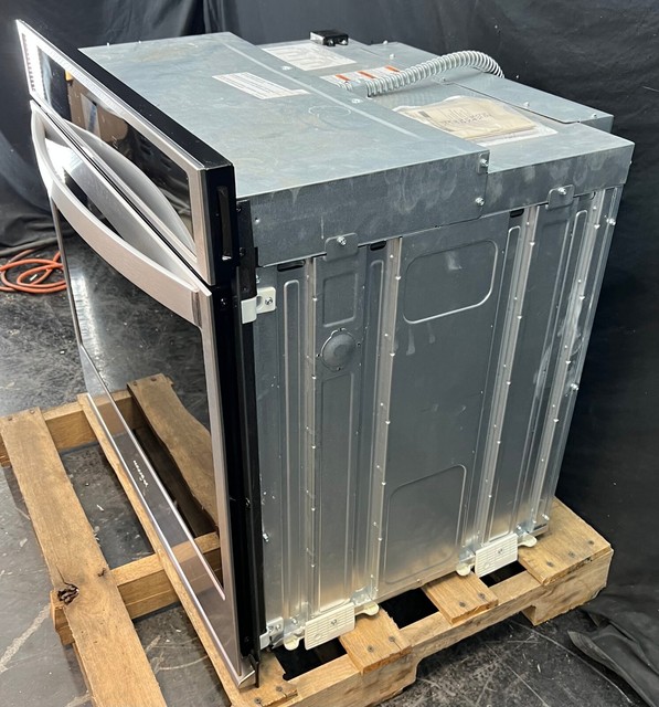 Whirlpool WOS51EC0HS 30" Stainless Steel WallMounted Smart Oven for