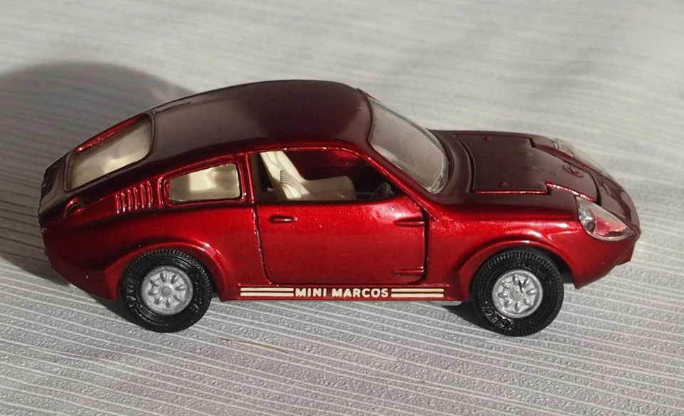 1:43 Marcos GT 850 Corgi 341  mit abnehmbaren Rädern  TOP-Zustand - Bild 2 von 4