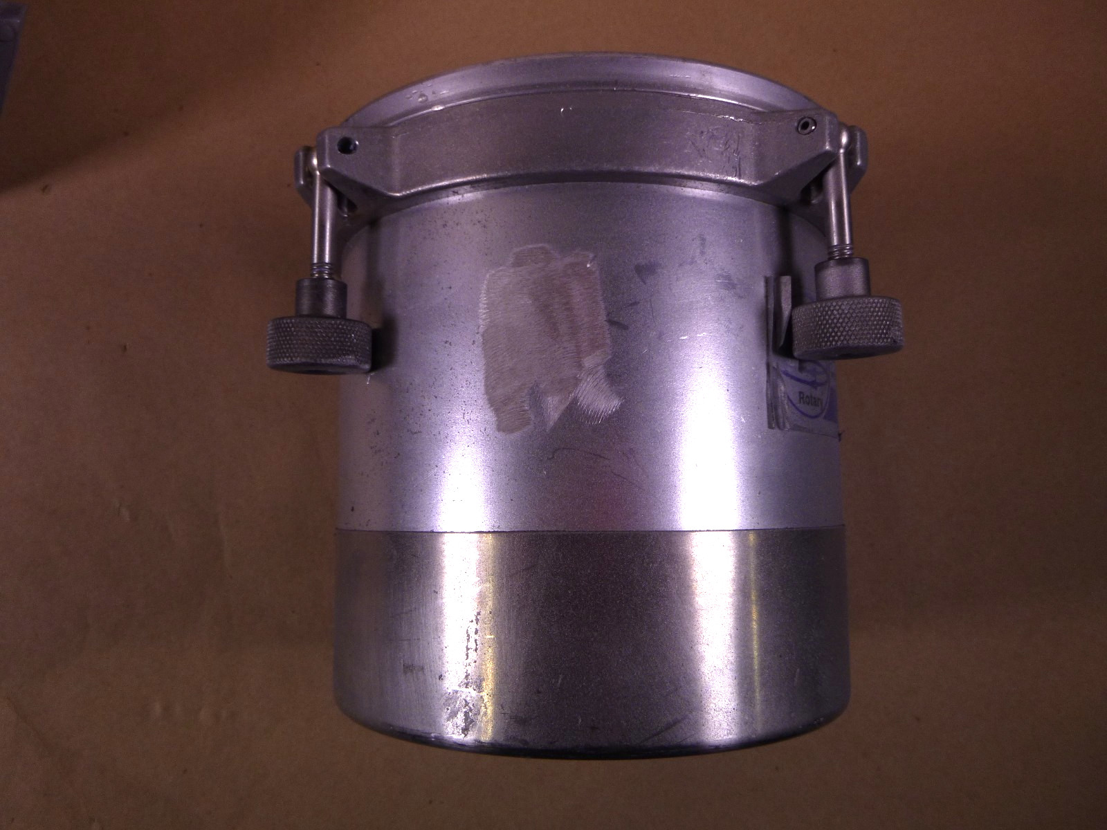 Binks SG2 Plus Pressure Cup Model 80-651 With Gast Rotary Agitator 2 Quart