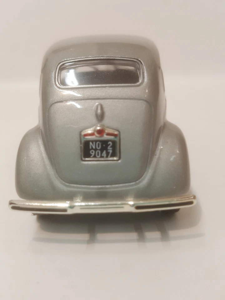 Lancia Ardea IV Serie Norev 1/43 Grigio - Immagine 4 di 4