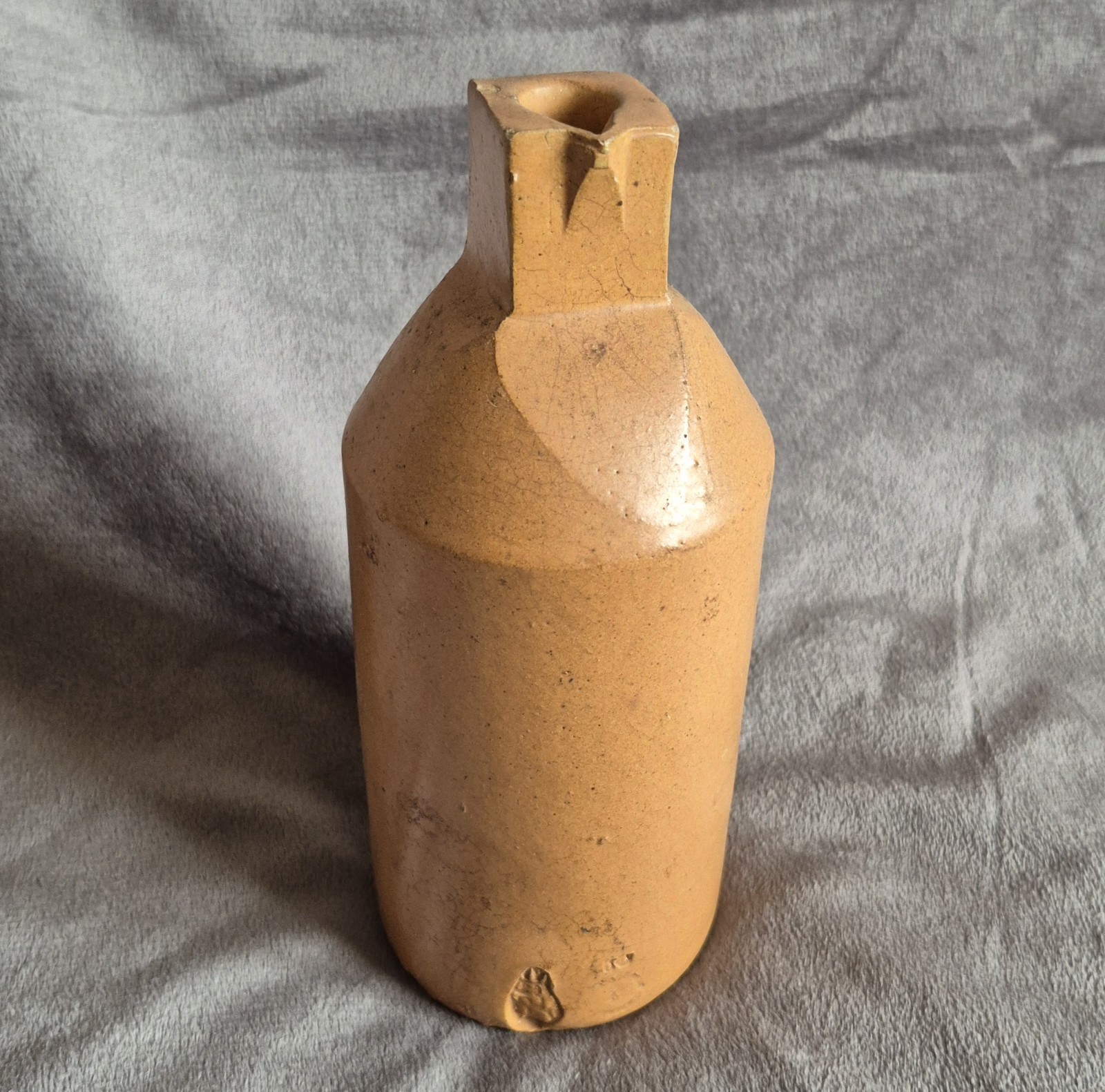 Antique Stoneware Ink Bottle Doulton & Co Lambeth No 16 Made in England Rare