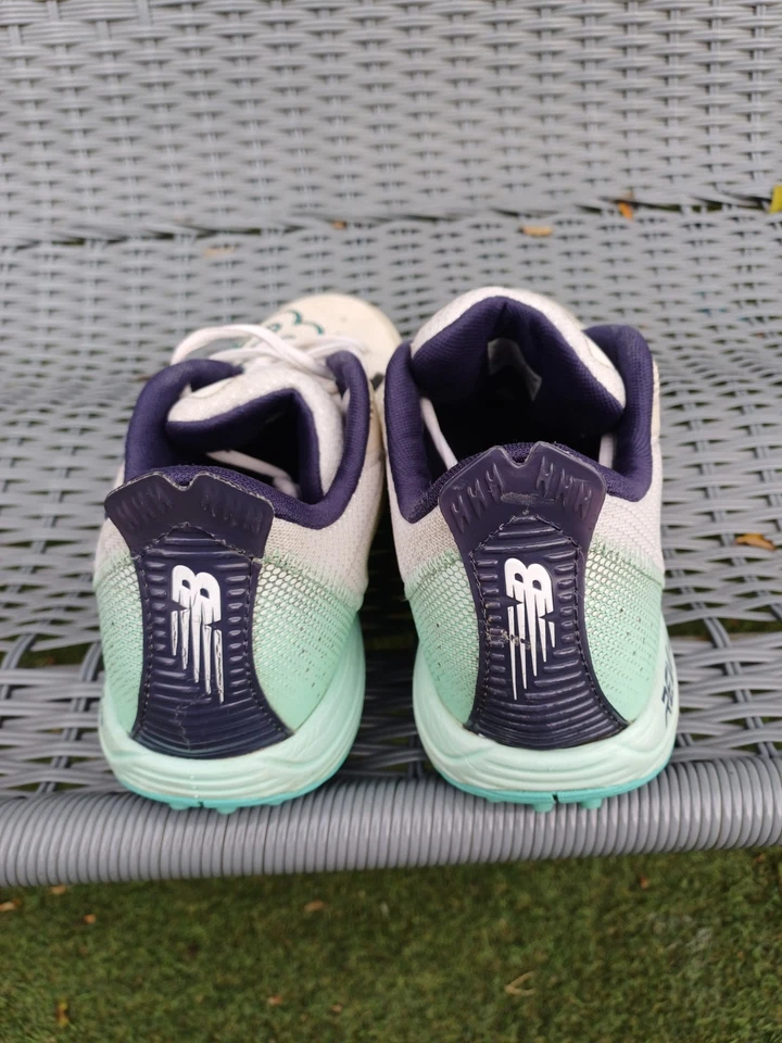 New Balance CK 10 Cricket Spikes Men White, Size UK 9.5, EU 44 - Image 3 of 4