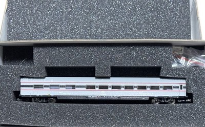 Lk Train T085 Selbstbedienung FS Grau Rote Streifen Logo TV Spur N Fratix