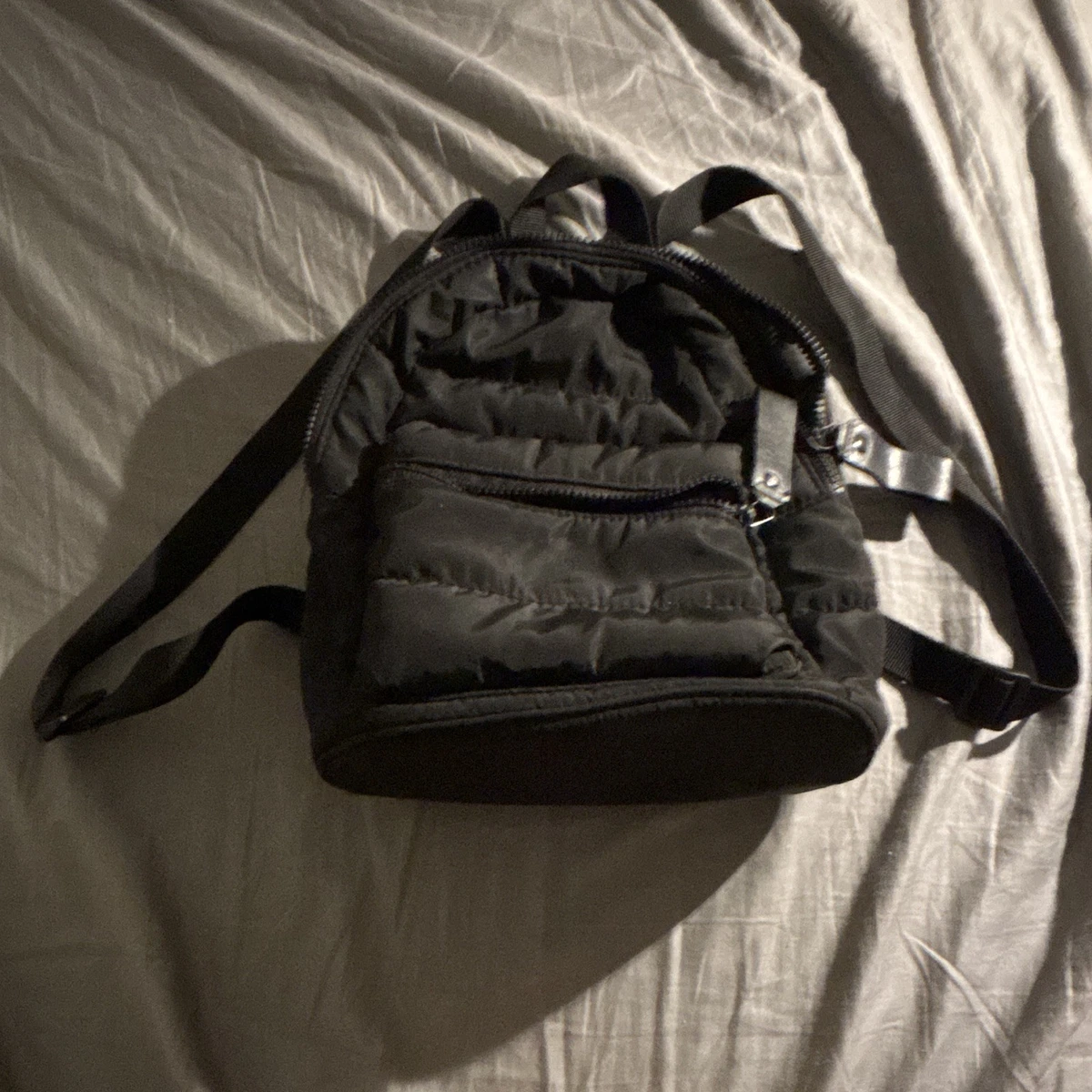 https www.amazon.com osprey-porter-travel-backpack-46-liter dp b00oke68ps Amazon.com: Osprey Sojourn Porter 46L Travel Backpack  Carry-On Compliant  Luggage with StraightJacket Compression and Padded Laptop Sleeve  Durable  Pack for International or Urban Travel, Black : Clothing, Shoes & Jewelry