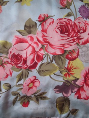 Foulard En Soie DOLCE & GABBANA - 70x180 Cm - Motif Floral Vert - Occasion Parfait État