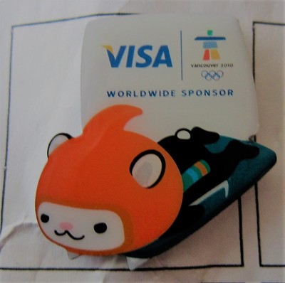 2010 VANCOUVER OLYMPICS  SKELETON   PIN BADGE 