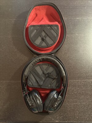 V-MODA Crossfade M-80 Vocal On-Ear Noise-Isolating Metal Headphone, Red Black