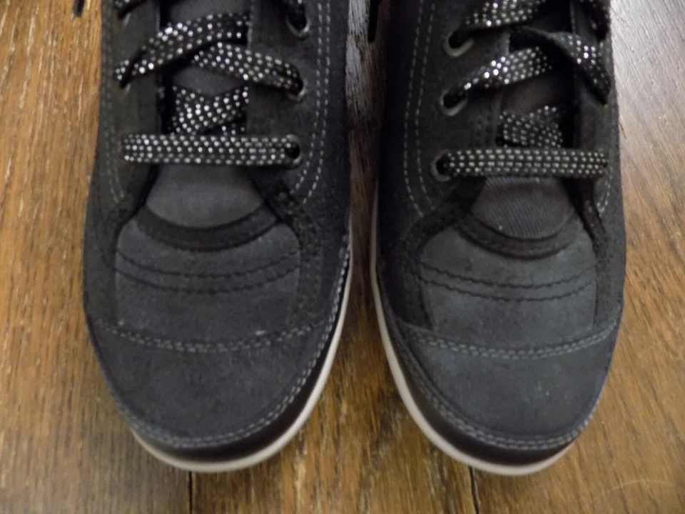 Zapatos Cushe Boutique Negros Oxford Plateados Acento Zapatillas con Cordones Usados en Excelente Condición Talla 10 ¡Bonitos! Foto 4 de 4