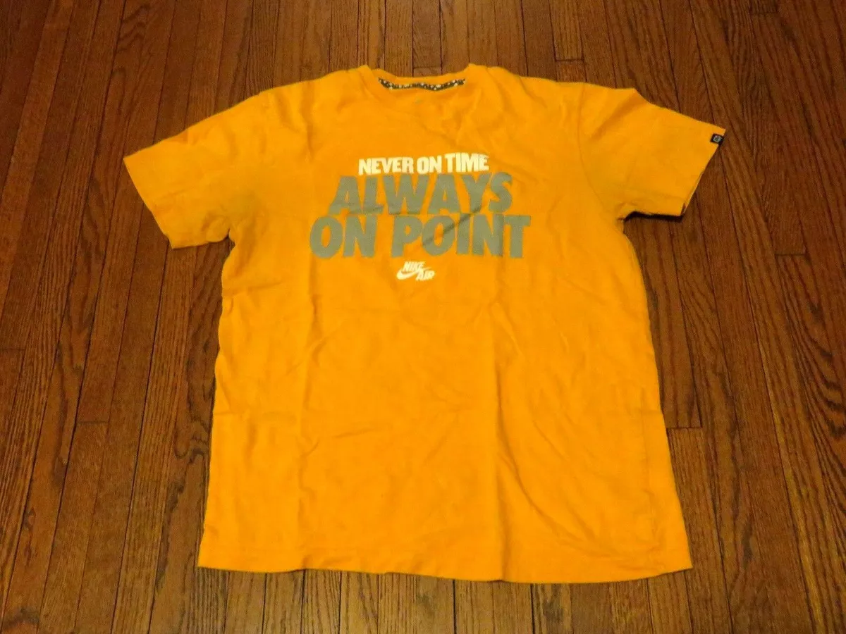 Light orange sale nike shirt