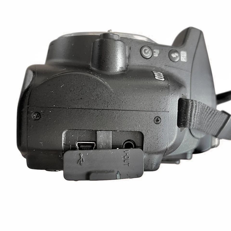 Cuerpo de cámara digital Nikon D3000 SLR - sin probar - tal cual - correa y lente dañada Foto 2 de 4