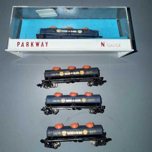 Coches cisterna Union76 escala 4 N 3 cúpulas Parkway/Bachman #10162 X4 A001 | Condition: Used