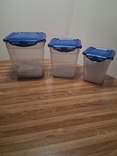 Lock N Lock Canisters Blue