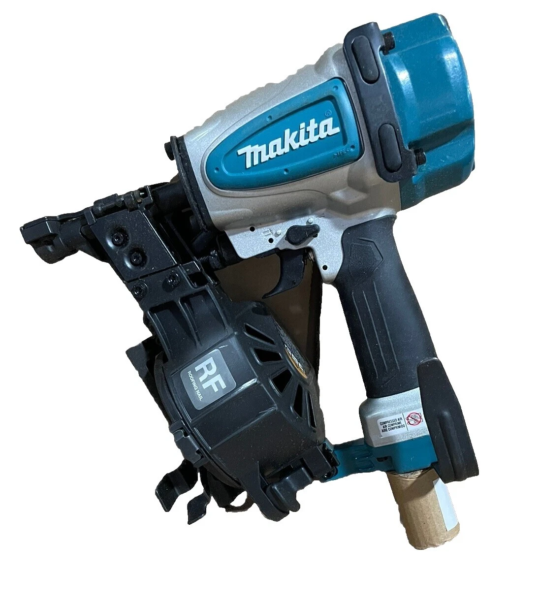 Makita Clavadoras de Aire Comprimido y Grapadoras