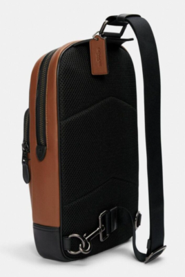 NWT COACH GRAHAM Pack C2931 CrossBody Bag In SADDLE BROWN NWT COACH GRAHAM Pack C2931 CrossBody Bag In SADDLE BROWN