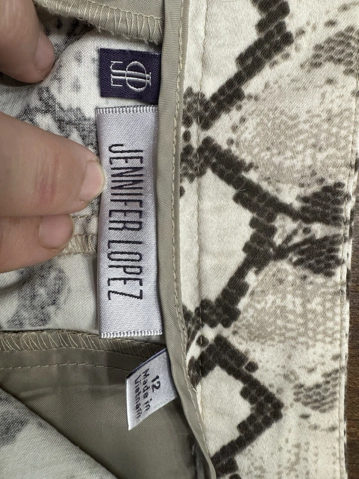 Pantalones Cortos Jennifer Lopez Jlo Snack Piel Estampado Animal Talla 12 Foto 4 de 4