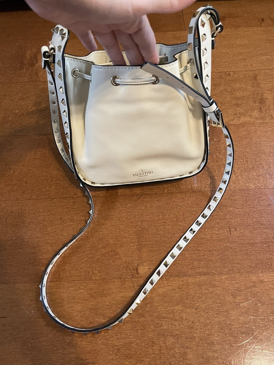☆人気☆【VALENTINO】☆Rock Stud Shoulder ba.g☆正規品☆ Valentino Rock Stud Leather Shoulder Bag Includes Dustbag | eBay