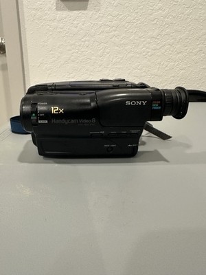 Sony Handycam Video8 CCD-TR33 Camcorder 12x Optical Zoom Color Viewfinder Black