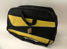 Sporttasche Reisetasche Pep Schwarz-Gelb mit Rei&szlig;verschluss & Schultergurt &ndash; Neu