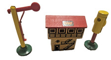 Brio Signal House set 33371 1985 Vintage Wooden Brio Railway