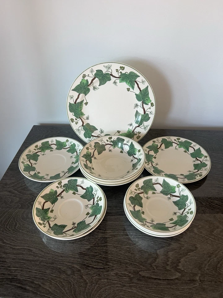 Wedgwood Napoleon Ivy Pattern No 4751 Replacement Dishes 11 Pieces - Image 2 of 4