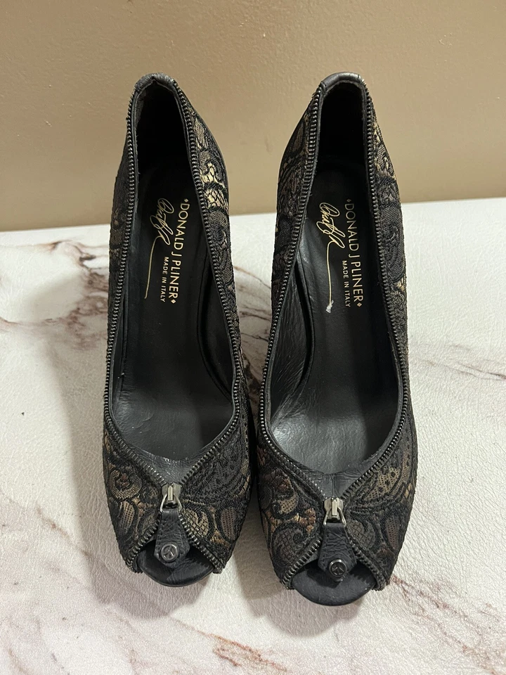 DONALD J PLINER ZEPPEL Black Brown Floral Fabric Zipper Trim Peep Toe Heels 7.5 Foto 2 de 4