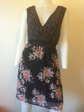 NEW VINTAGE RETRO BLACK FLORAL V-NECK URBAN DRESS BOHO CHIFFON GIRLY MEDIUM