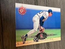 1995 Topps Stadium Club Virtual Reality Baseball Card #177 Gary DiSarcina (Q2)