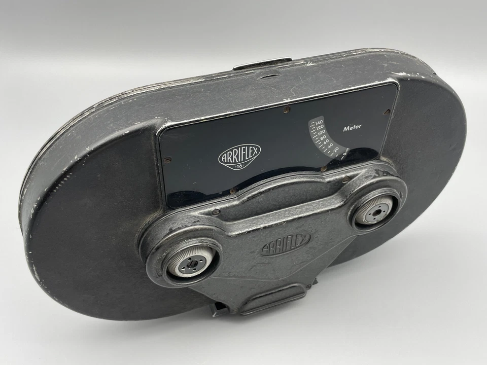 Revista de filme Arriflex 16mm 140 metros - Imagem 3 de 4