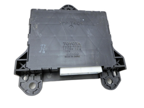Steuergerät SG Amplifier Regelung für Klima Toyota Prius II 05-09 8865047050