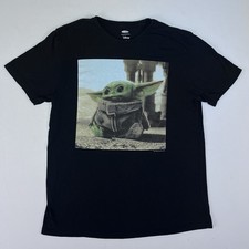 Grogu Baby Yoda T Shirt Men's Size Medium Star Wars Black The Mandalorian Disney