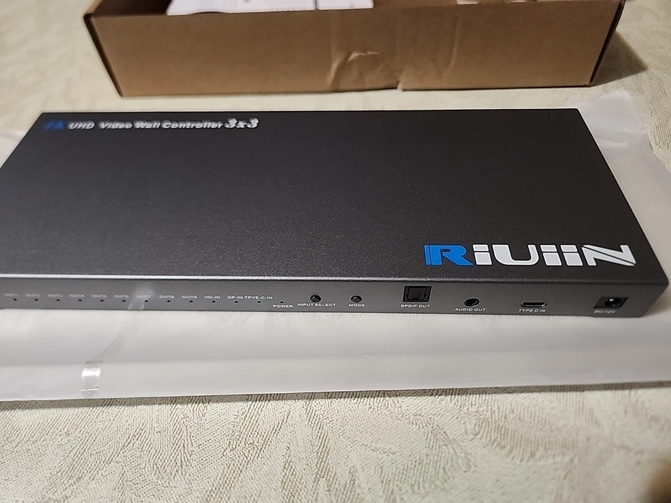 Controller Video Wall 4K 3x3, Ingressi HDMI & DP e Type-C, RIUIIN TV Wall (A) - Immagine 4 di 4