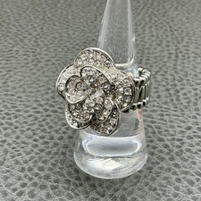 Ring Rhinestone Crystal Flower Statement Cocktail Womens Stretch Band Silvertone