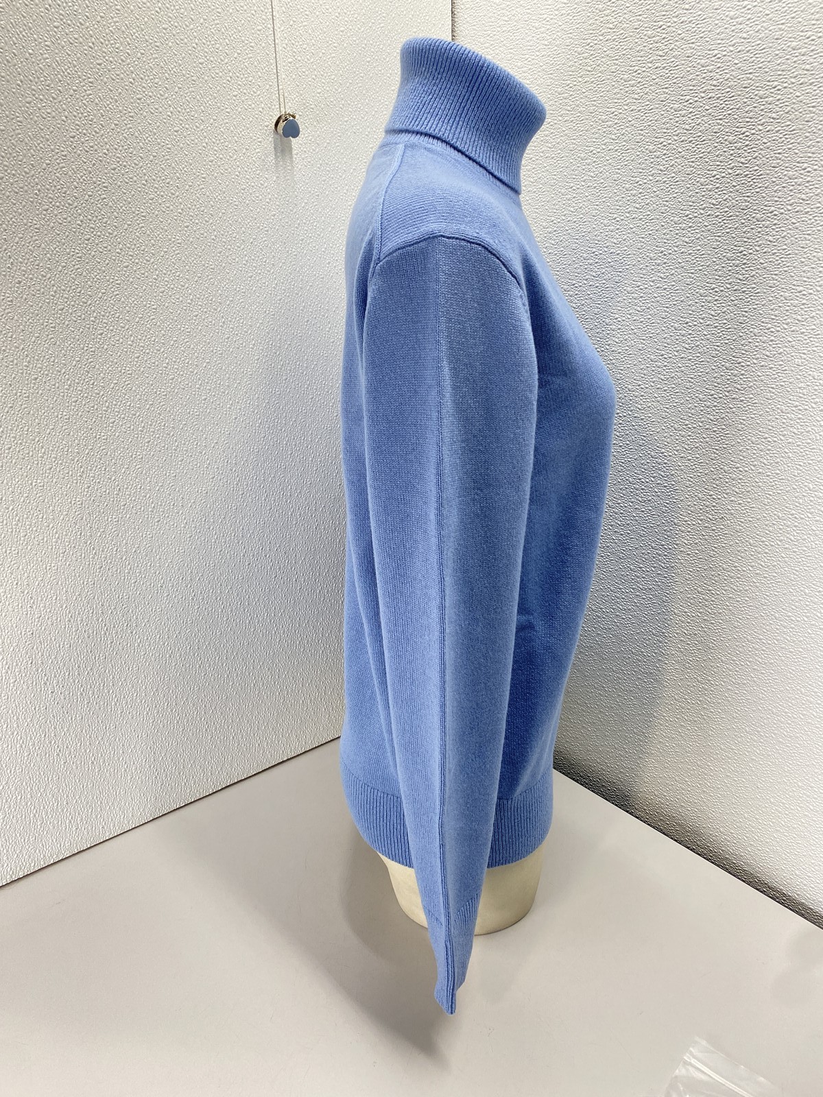 Michael Kors Womens Soft Cashmere Turtleneck Sweater Size XS Lake Blue thumbnail 9