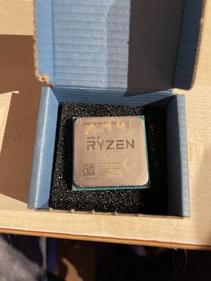 AMD Ryzen 3, 3200G, 4x3,60GHz, AM4, Prozessor (YD3200C5M4MFH)